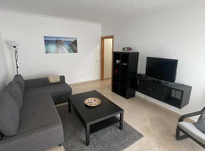 Cricket Апартаменты Феррел